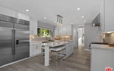 641 Walther Dr, Los Angeles, CA