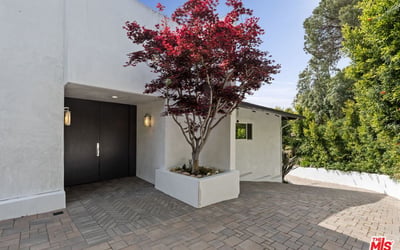 641 Walther Dr, Los Angeles, CA