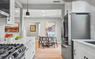 1832 N Rose, Burbank, CA