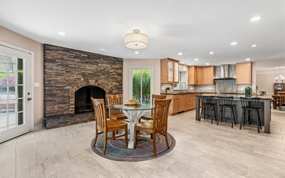609 Lincoln Road, Bradford Woods, PA