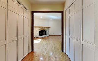 4216 Clendenning Road, Gibsonia, PA