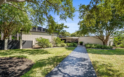 35 Hewit Dr, Corpus Christi, TX