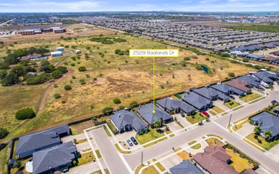 2429 Badlands Dr, Corpus Christi, TX