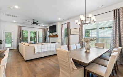 2823 N Whistle Post Dr, Fayetteville, AR