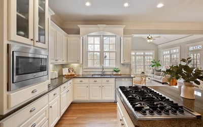 1325 Rolling Links Drive, Milton, GA