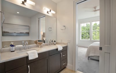 58 Canton Street, Unit #302, Alpharetta, GA