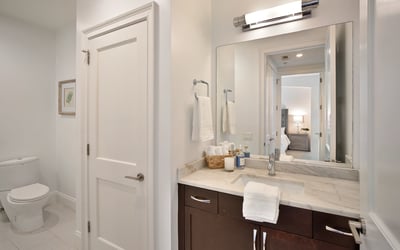 58 Canton Street, Unit #302, Alpharetta, GA