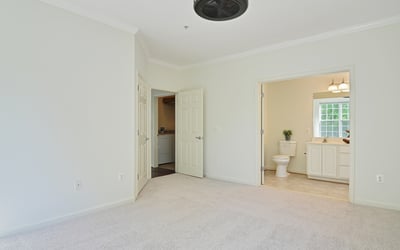 4151 Castlecary Lane #301, Fairfax, VA