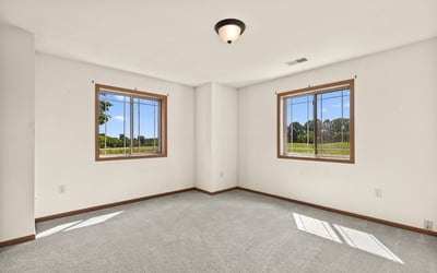 961 Spring Ct, West Bend, WI