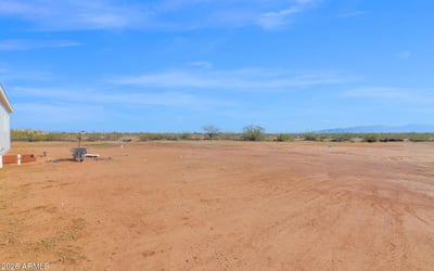 Wide-open desert views and expansive acreage create an impressive sense of space and privacy. This large homesite offers flexibility for future outdoor projects and recreational opportunities.