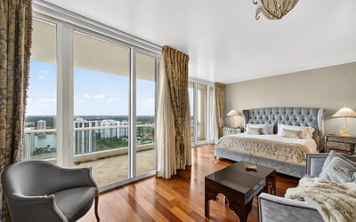 7000 Island Blvd PH-02, Aventura, FL