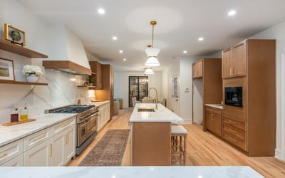 9460 Mistwater Close, Roswell, GA