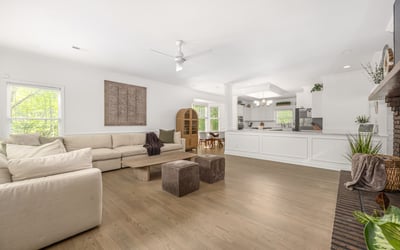 1800 Chestnut Lane, Matthews, NC