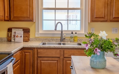 2667 White Chapel Road, Lively, VA