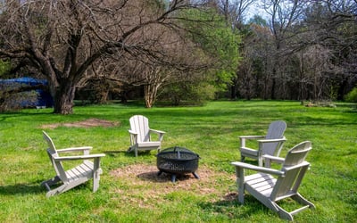 2667 White Chapel Road, Lively, VA