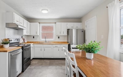 205 S Shenandoah Ave, Front Royal, VA