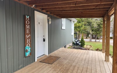2307 County Road 3, Carrying Place, ON