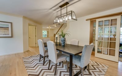9025 NW Ash St., Portland, OR