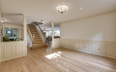 9025 NW Ash St., Portland, OR