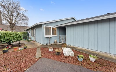 220/222 SE 3rd Ave, Canby, OR