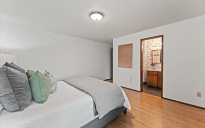 7070 SW Hyland Way, Beaverton, OR