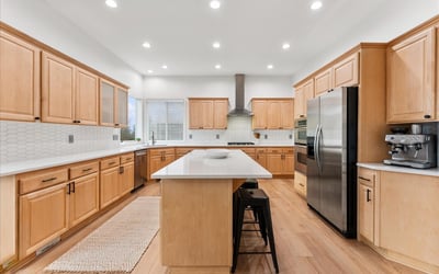 15605 SW Snowy Owl Ln, Beaverton, OR