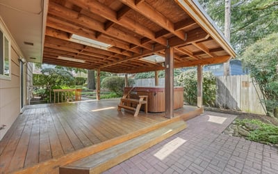 14650 NE Russell Court, Portland, OR