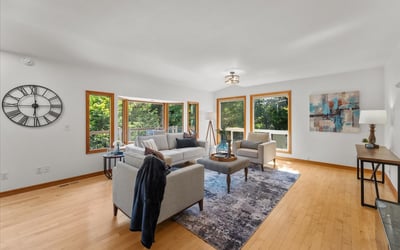 9150 SW Salmon St, Portland, OR
