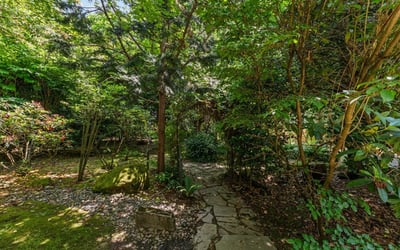 9150 SW Salmon St, Portland, OR