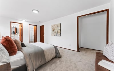 10860 NE Oregon Street, Portland, OR