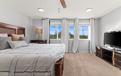 13920 S Lucia Lane, Mulino, OR
