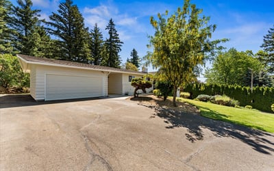 10100 SE Walnut Drive, Happy Valley, OR