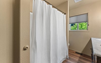 10100 SE Walnut Drive, Happy Valley, OR