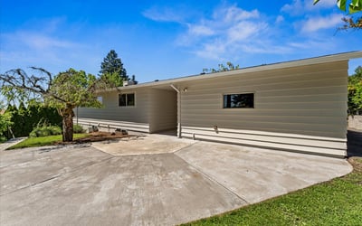 10100 SE Walnut Drive, Happy Valley, OR