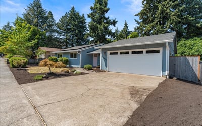 12025 SW Springwood Dr, Tigard, OR