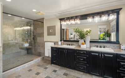 8617 NE 20th Street, Clyde Hill, WA