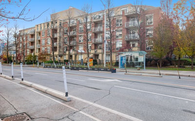 2511 Bloor St W #305, Toronto, ON