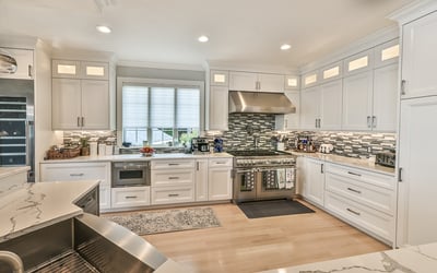 15 Bates Grove Rd, Webster, MA