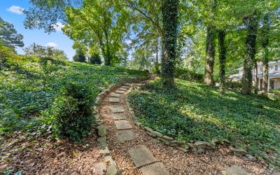 3824 Shawnee Run SW, Lilburn, GA