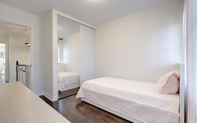 32 Black Maple Cres, Vaughan, ON