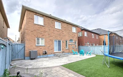 378 Lauderdale Dr, Vaughan, ON