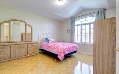 16 Westway Cres, Vaughan, ON