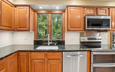 4 Lawson Farm Road, Londonderry, NH