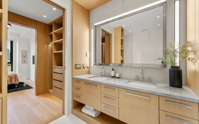 1 strathgowan avenue, Suite 710, Toronto, ON