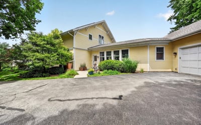 726 Somonauk St, Sycamore, IL