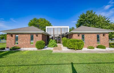 631 N Main St, Kilmarnock, VA