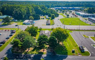 631 N Main St, Kilmarnock, VA