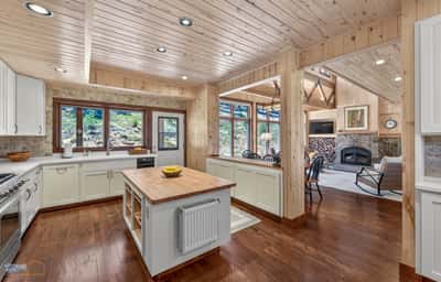 942 Spruce Drive, Lyons, CO