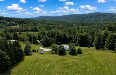 205 Sutton Road, New London, NH