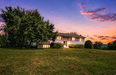 205 Sutton Road, New London, NH